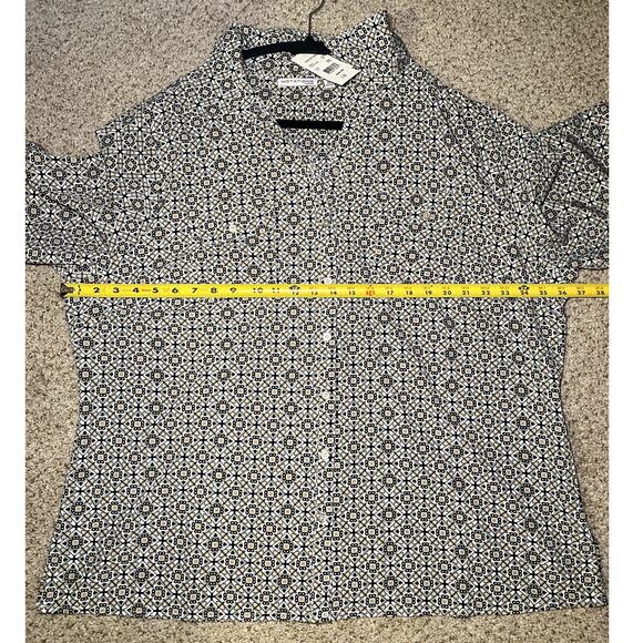 Notations - Women's 3X Button-Up Geometric Print Blouse - Picture 6 of 14